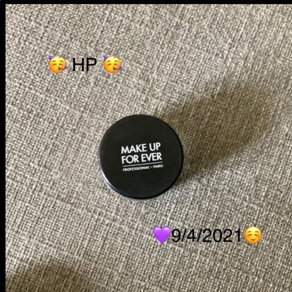 🎉💄Host Pick-Makeup Forever Ultra HD Powder💄